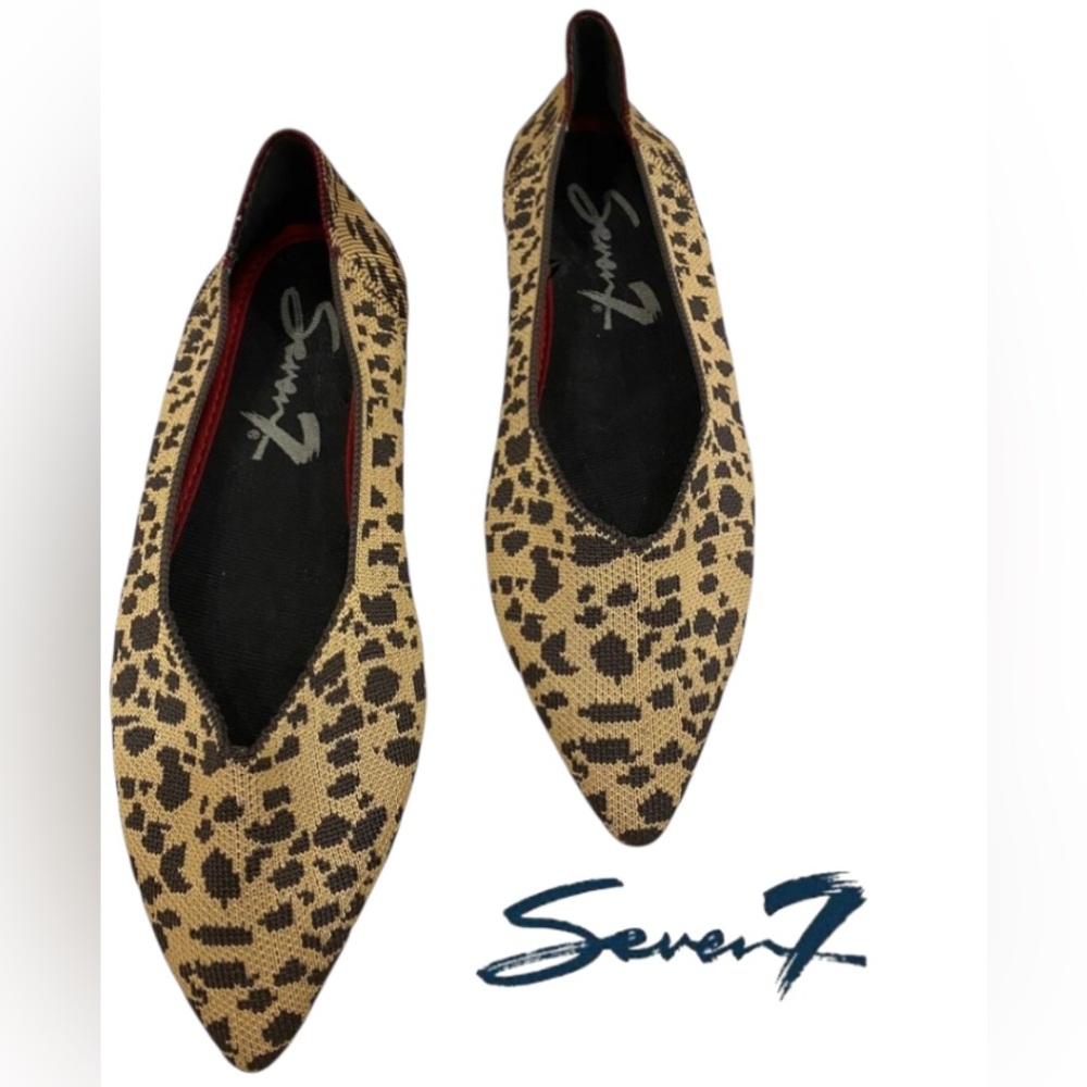 Seven7 Elsa Pointy Toe Fly Knit Leopard Print Women's Flats with Stretch, Size 9
